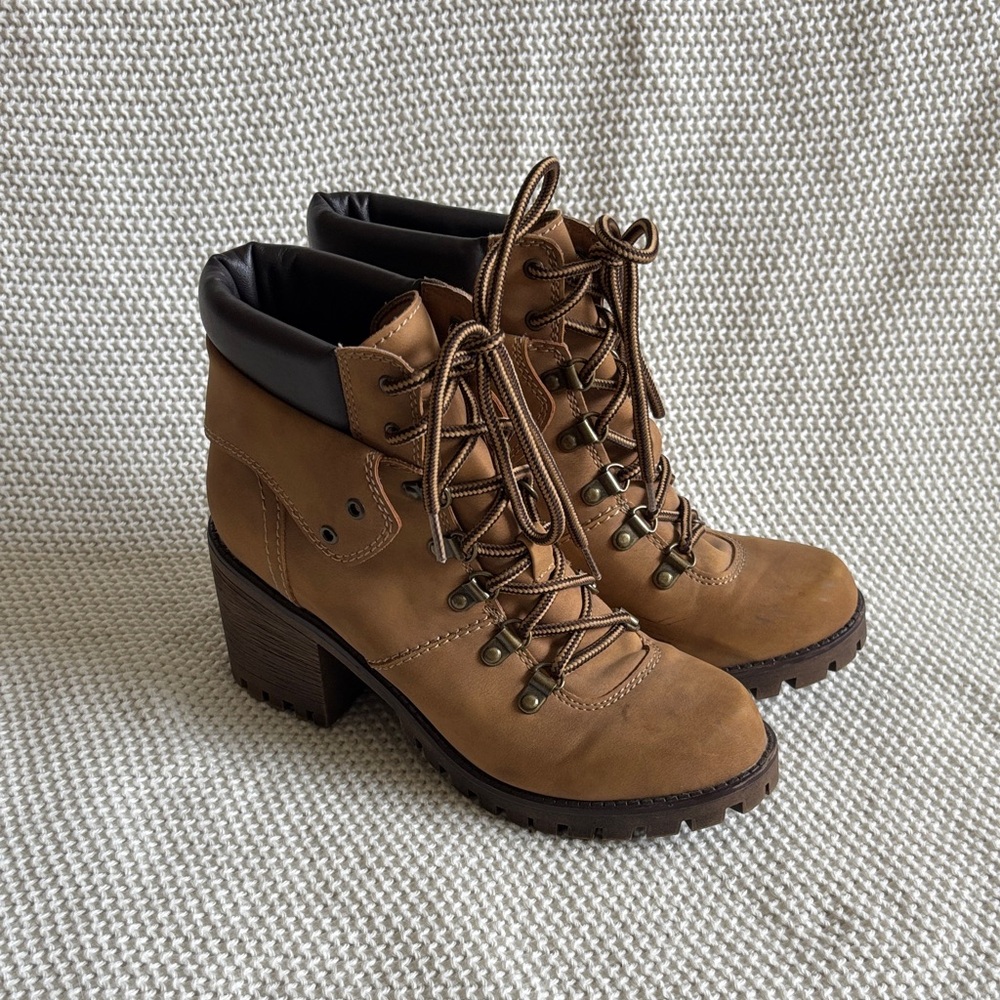UNIONBAY Brown Lace-Up Boots for Women - Picture 1 of 8